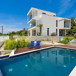 Casa vacanze Front In With Sauna *