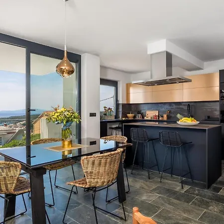 بيت للعطل Gorgeous In With Sauna *