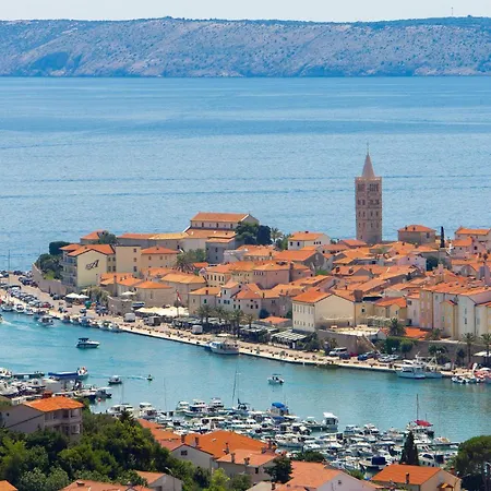 بيت للعطل Gorgeous In With Sauna Palit