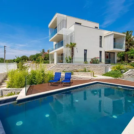 بيت للعطل Gorgeous In With Sauna *